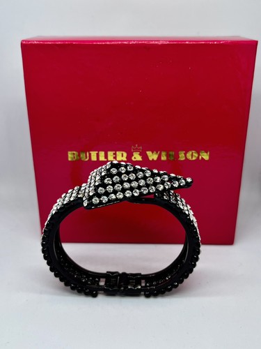 Butler wilson black arrow - &,