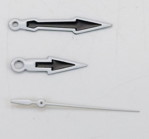 Arrow black white quartz - white,